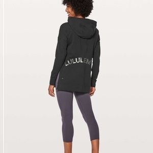 Lululemon black Cut Above Hoodie (expression)